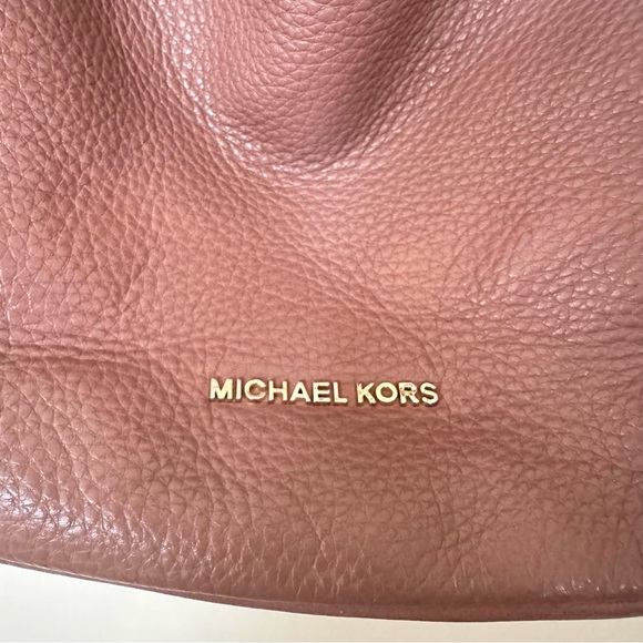 Michael Kors | Cinder Bedford Belted Large Hobo - Picture 5 of 11